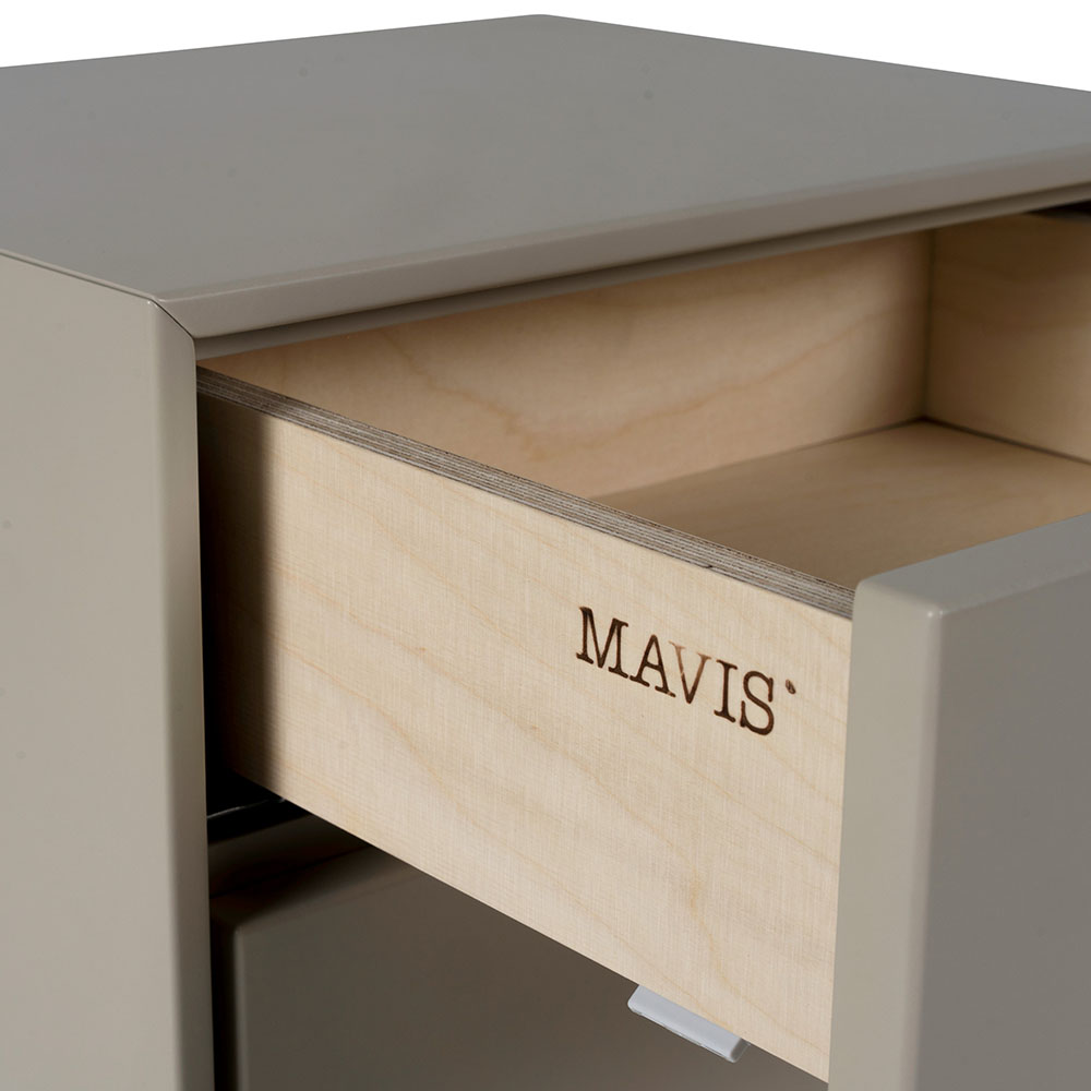 Mavis Volt Vägghängt Sängbord